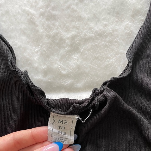 Me to We Pacsun ruffled tank - Picture 2 of 3